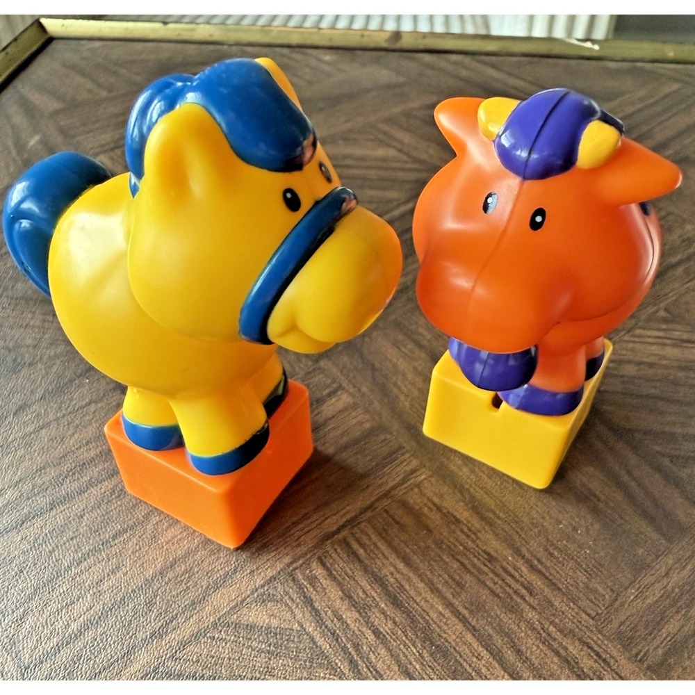 Vintage 1997 Fisher Price Little People Farm Animal Horse & Cow Set Replacements